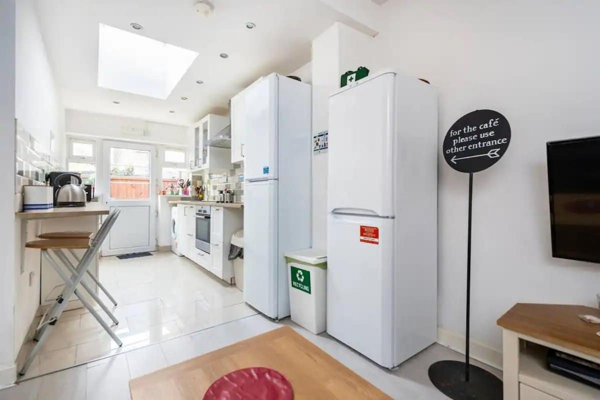 Guest house In Stepney-limehouse