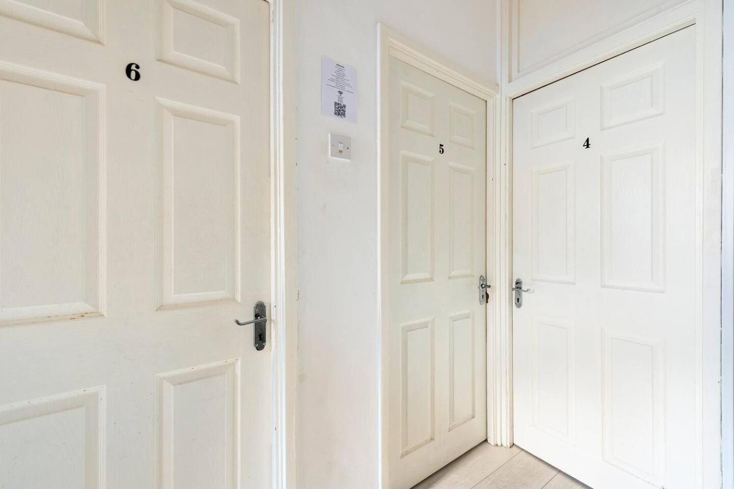 Guest house In Stepney-limehouse