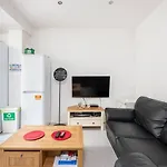 Guest House In Stepney-Limehouse